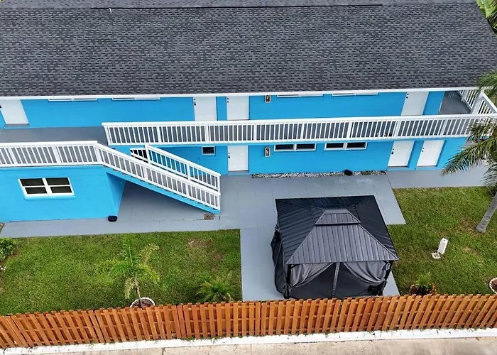 Seaside Cove